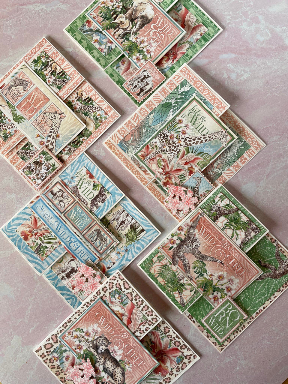 Graphic 45 Wild & Free - Juego de tarjetas plegables en esquina